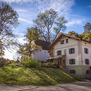 Schlossgaststätte Hohenberg Seeshaupt