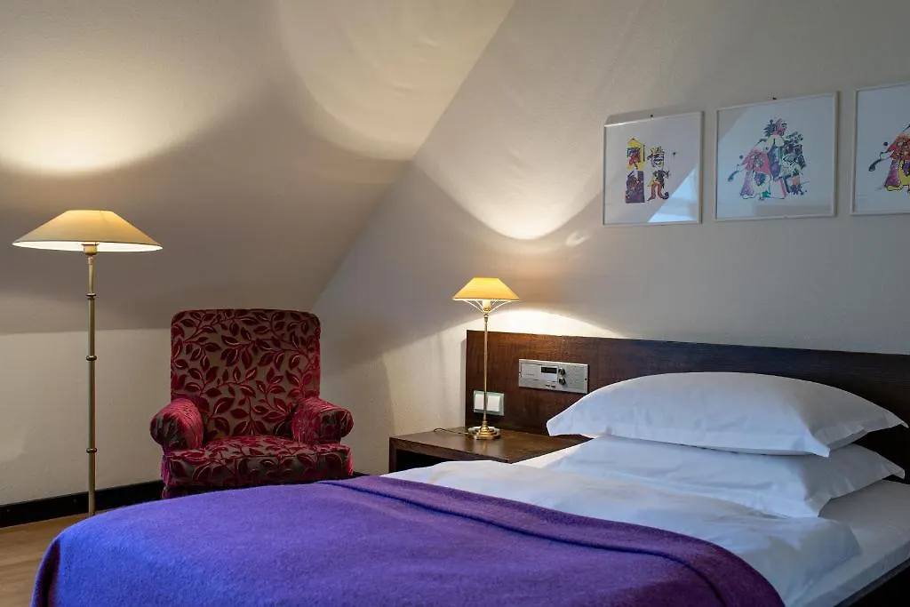 Zeller-Hotel+Restaurant Kahl am Main Germany